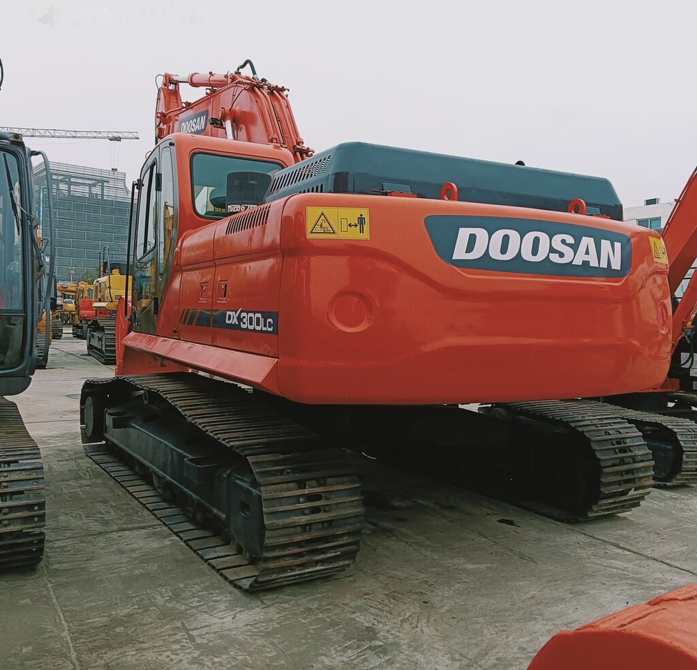 Doosan DX300 - حفارات زحافة: صور 2 Doosan DX300 - حفارات زحافة: صور 2