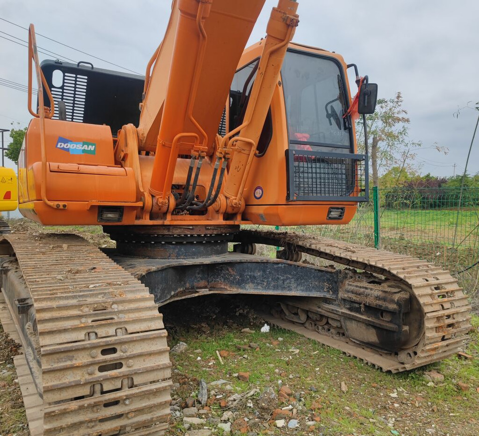Doosan DX420LC-7 - حفارات زحافة: صور 4 Doosan DX420LC-7 - حفارات زحافة: صور 4