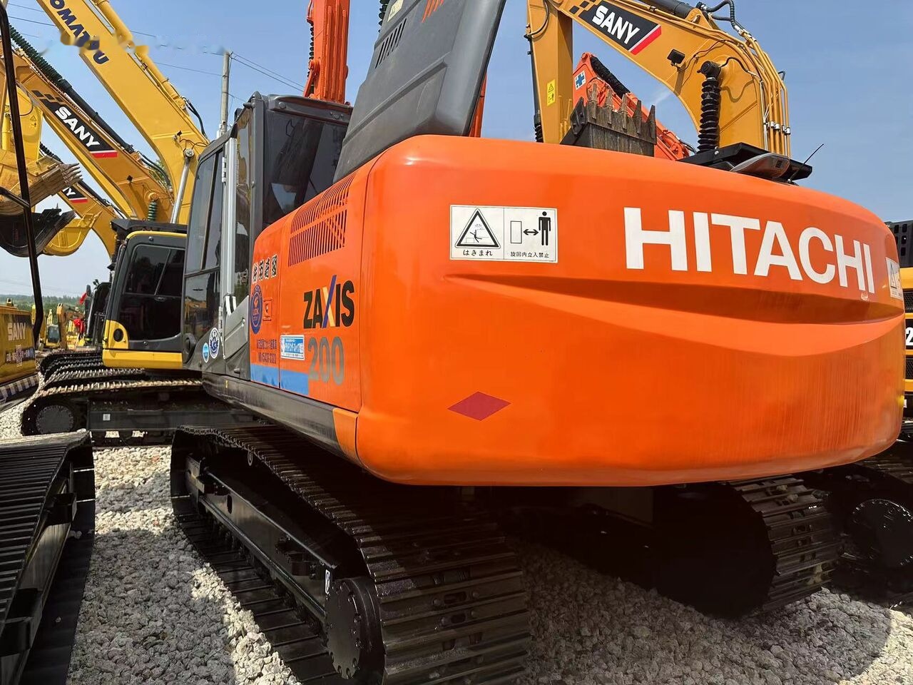 Hitachi ZX200-3 - حفارات زحافة: صور 5 Hitachi ZX200-3 - حفارات زحافة: صور 5
