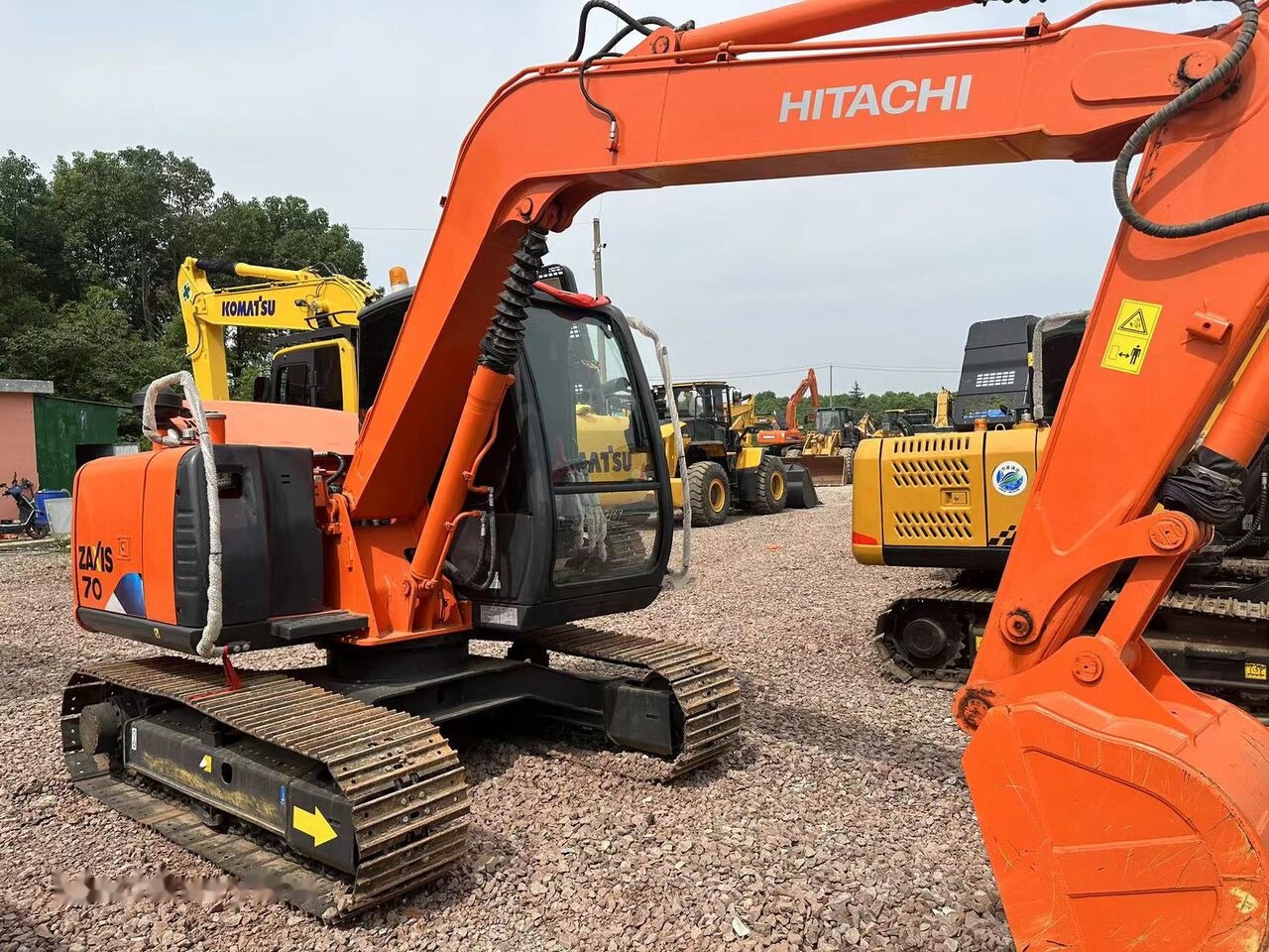 Hitachi ZX70 - حفارات زحافة: صور 4 Hitachi ZX70 - حفارات زحافة: صور 4