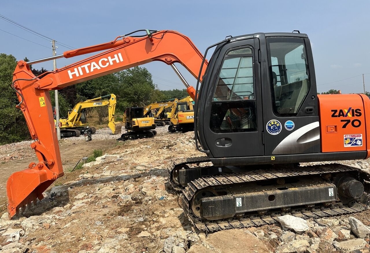 Hitachi ZX70 - حفارة مصغرة: صور 5 Hitachi ZX70 - حفارة مصغرة: صور 5