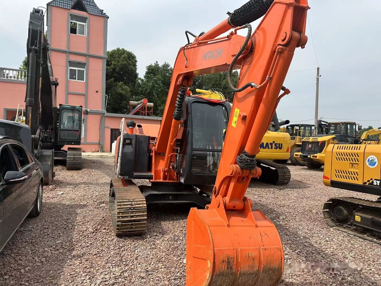 Hitachi ZX70 - حفارة مصغرة: صور 2 Hitachi ZX70 - حفارة مصغرة: صور 2