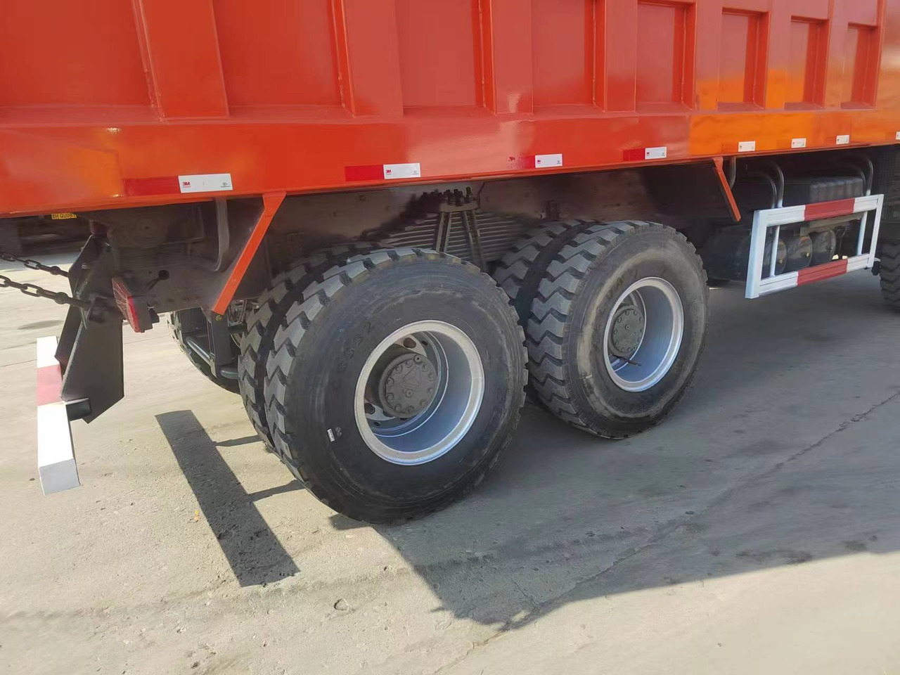 Howo 371 6*4 - قلابات: صور 3 Howo 371 6*4 - قلابات: صور 3