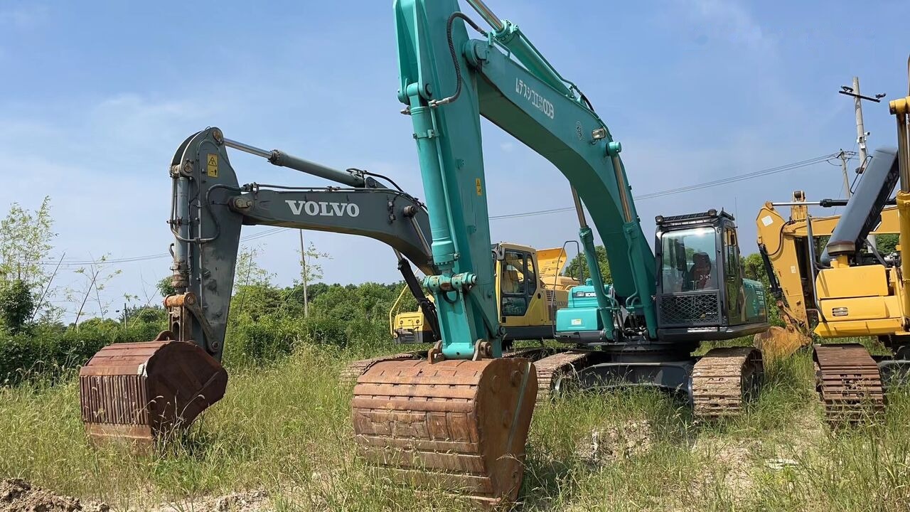 Kobelco SK350 - حفارات زحافة: صور 4 Kobelco SK350 - حفارات زحافة: صور 4