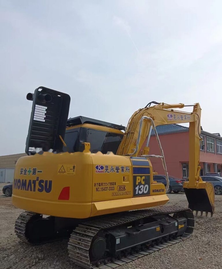 Komatsu PC130 - حفارات زحافة: صور 5 Komatsu PC130 - حفارات زحافة: صور 5