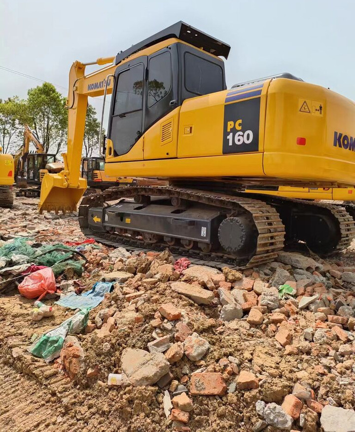 Komatsu PC160 - حفارات زحافة: صور 1 Komatsu PC160 - حفارات زحافة: صور 1