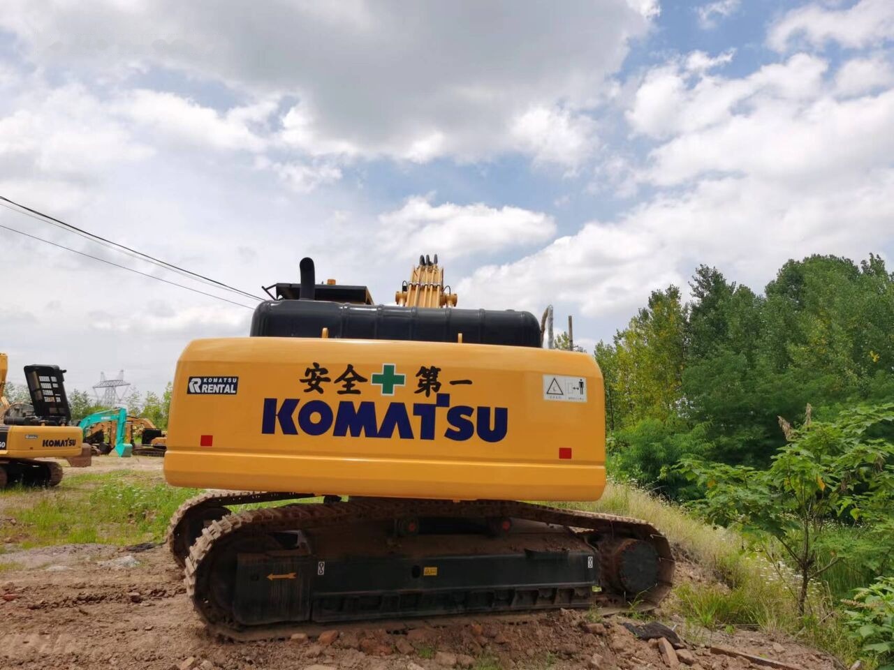 Komatsu PC360 - حفارات زحافة: صور 1 Komatsu PC360 - حفارات زحافة: صور 1