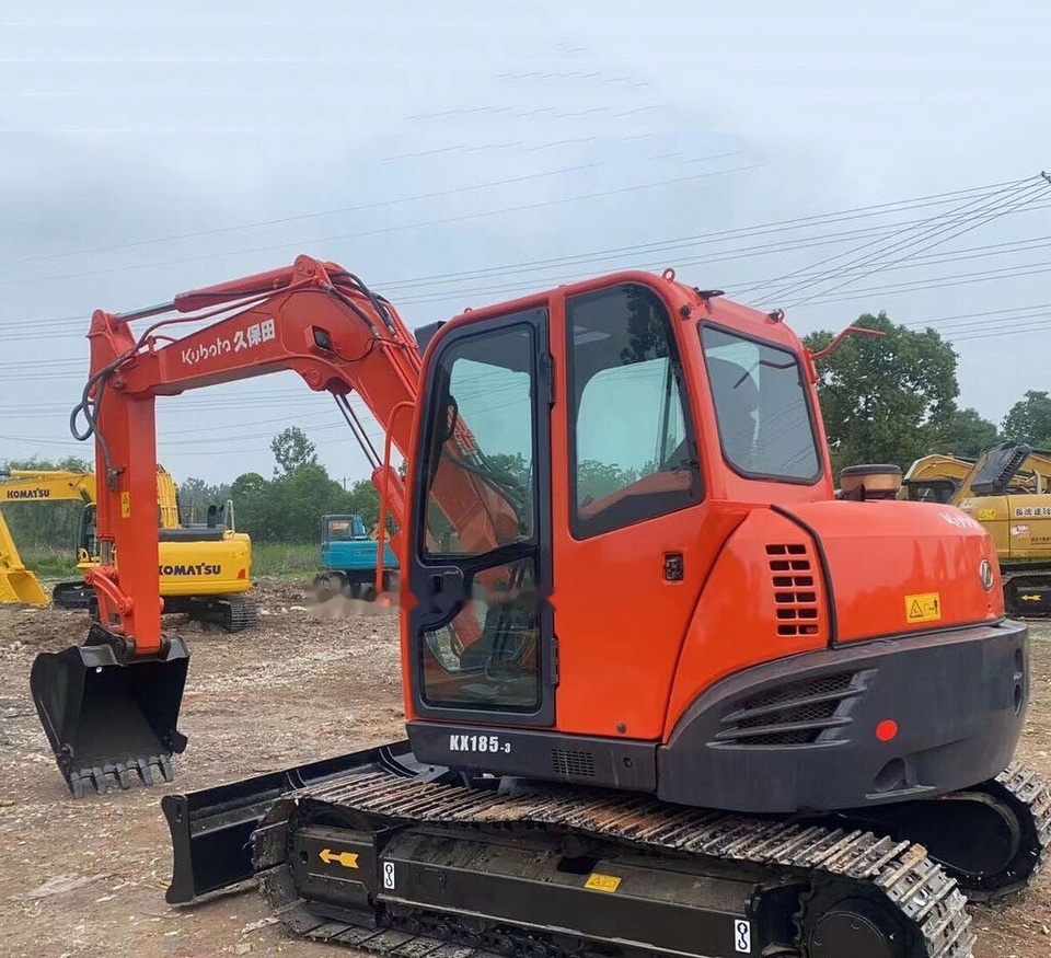Kubota KX185-3 - حفارة مصغرة: صور 4 Kubota KX185-3 - حفارة مصغرة: صور 4