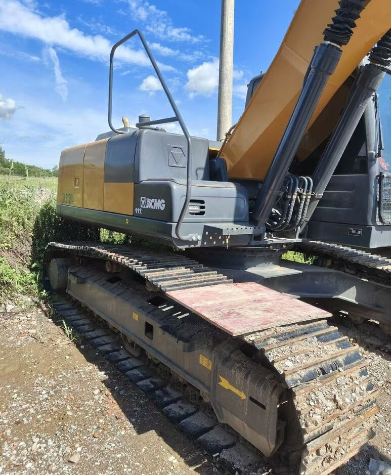 XCMG XE215DA - حفارات زحافة: صور 4 XCMG XE215DA - حفارات زحافة: صور 4