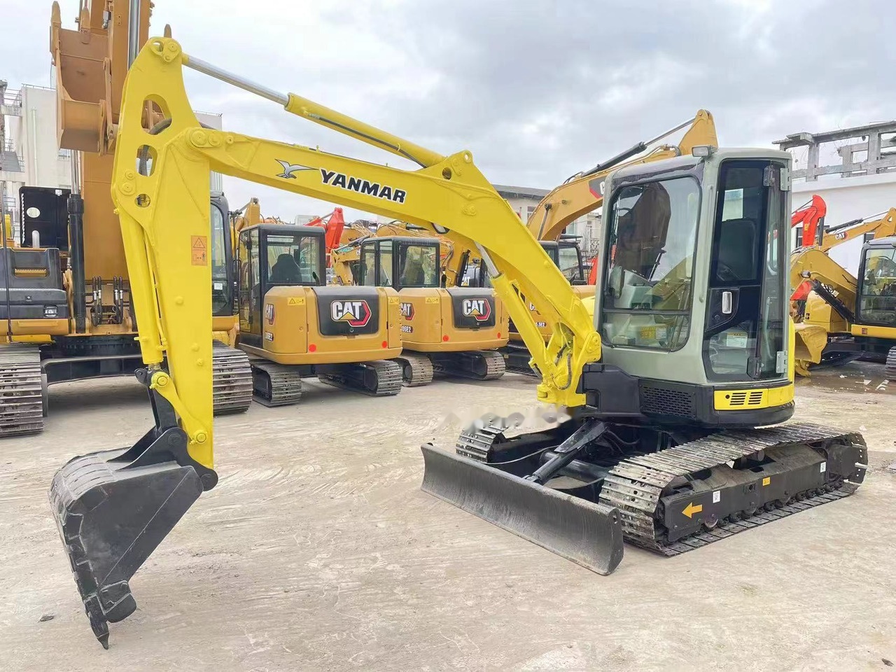 YANMAR VIO55 - حفارة مصغرة: صور 1 YANMAR VIO55 - حفارة مصغرة: صور 1