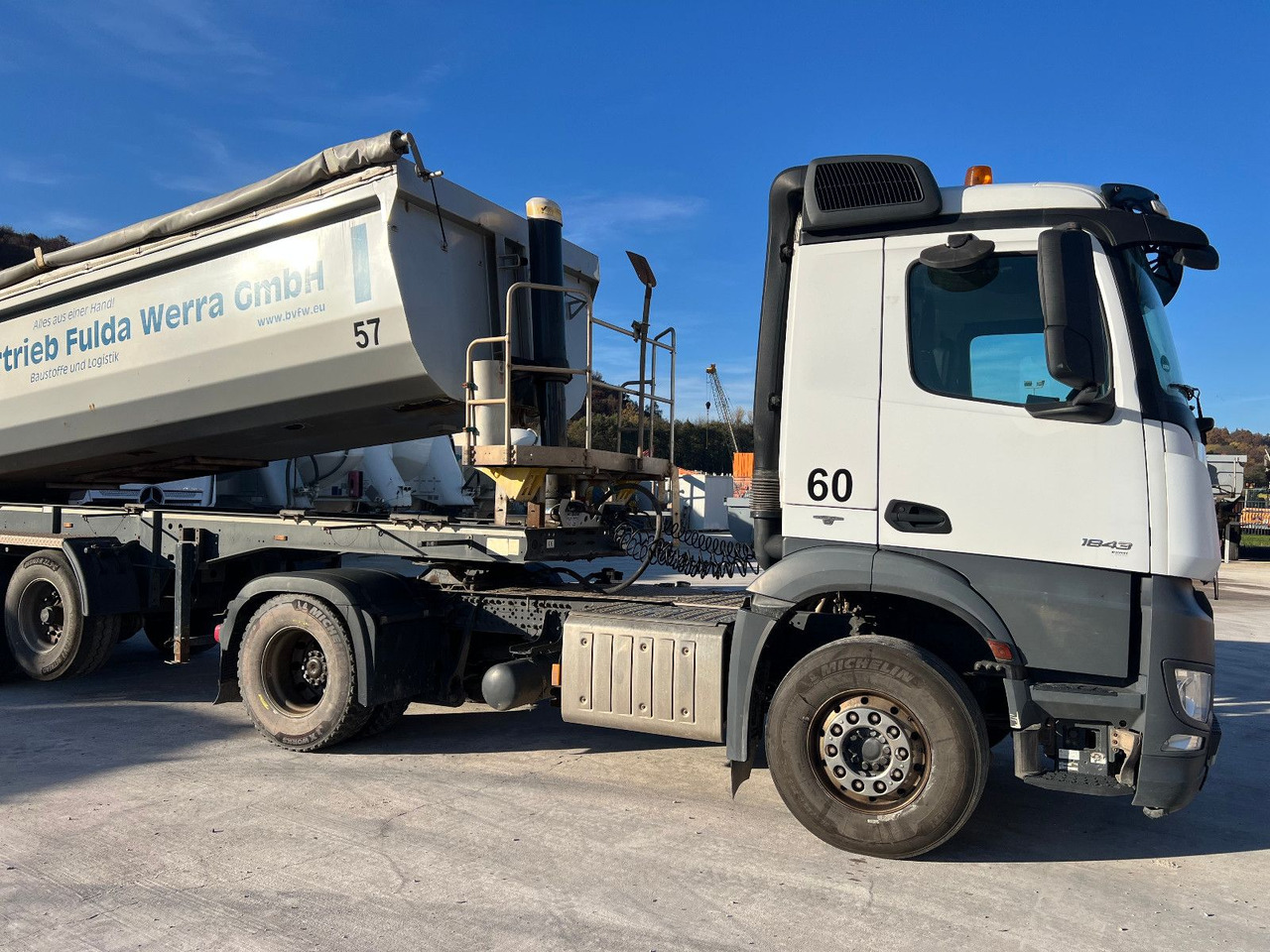 Mercedes-Benz 1843 2x vorhanden - شاحنة جرار: صور 5 Mercedes-Benz 1843 2x vorhanden - شاحنة جرار: صور 5