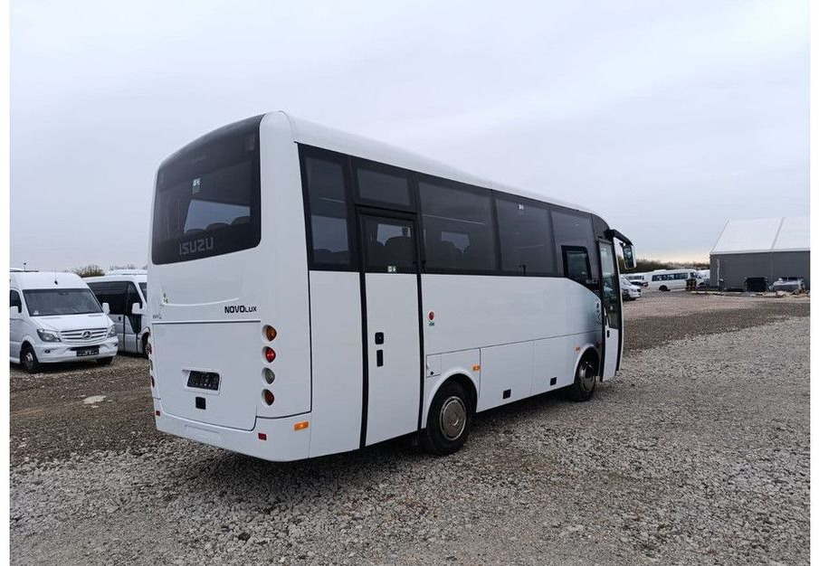 Isuzu Novolux - باص النقل بين المدن: صور 3 Isuzu Novolux - باص النقل بين المدن: صور 3