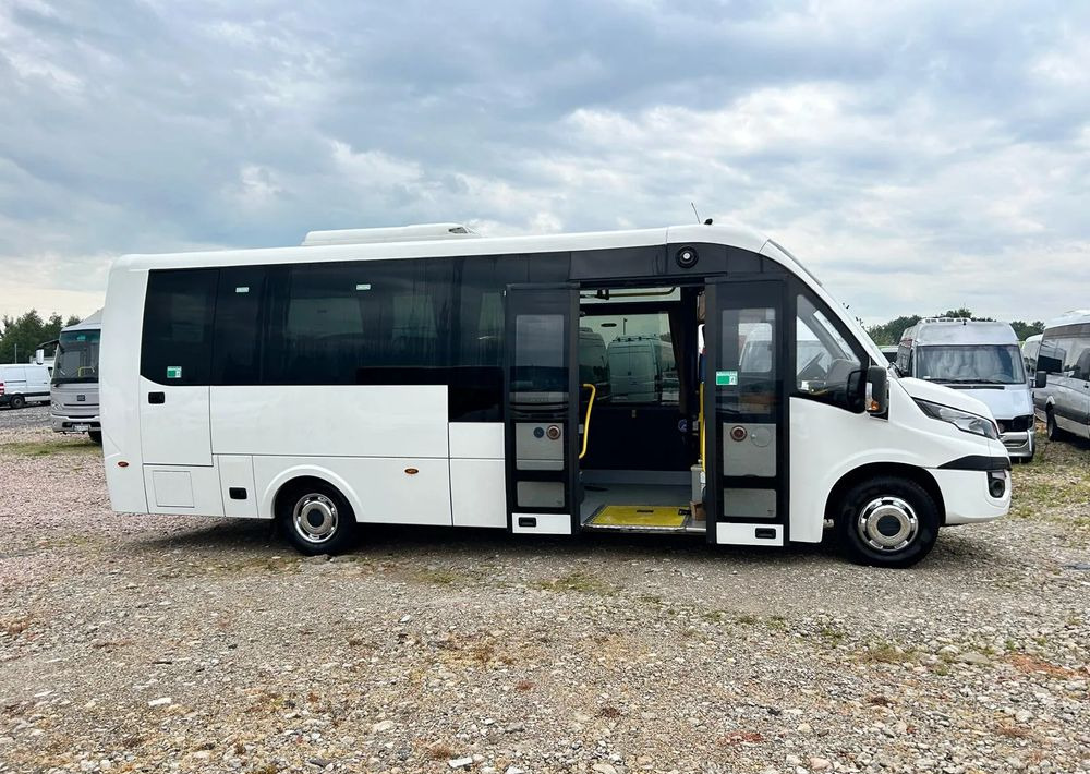Iveco Daily Rosero City - حافلة صغيرة, ميكروباص: صور 3 Iveco Daily Rosero City - حافلة صغيرة, ميكروباص: صور 3