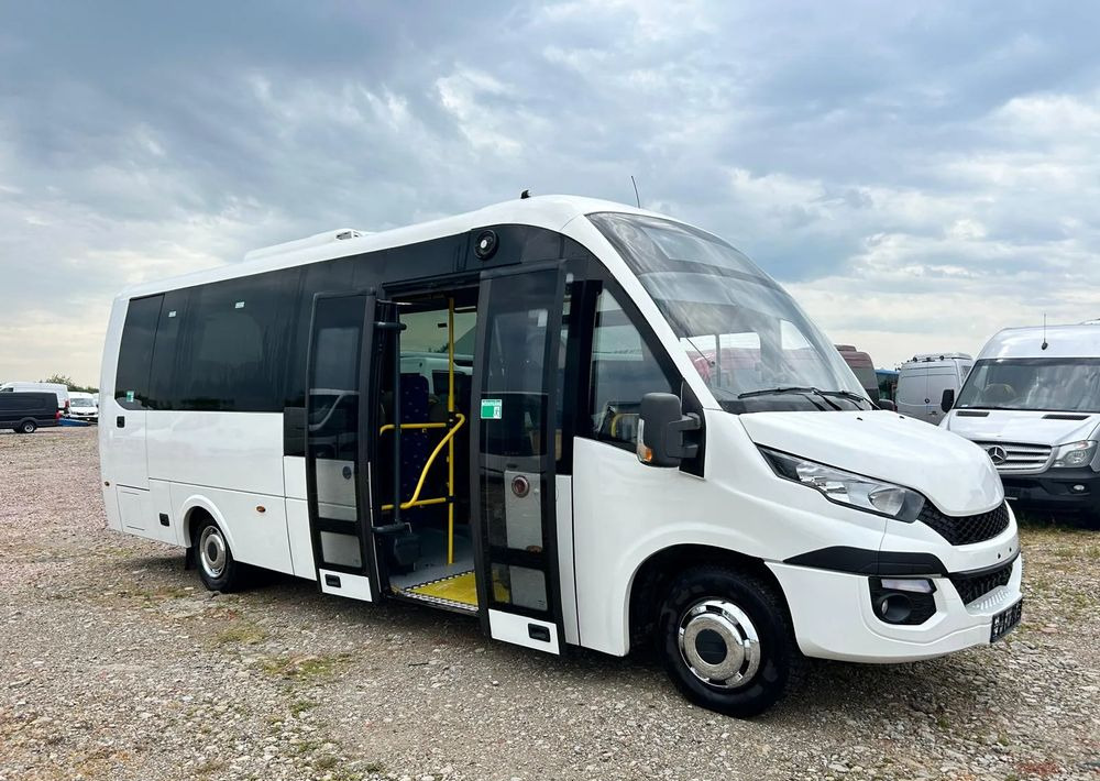 Iveco Daily Rosero City - حافلة صغيرة, ميكروباص: صور 1 Iveco Daily Rosero City - حافلة صغيرة, ميكروباص: صور 1
