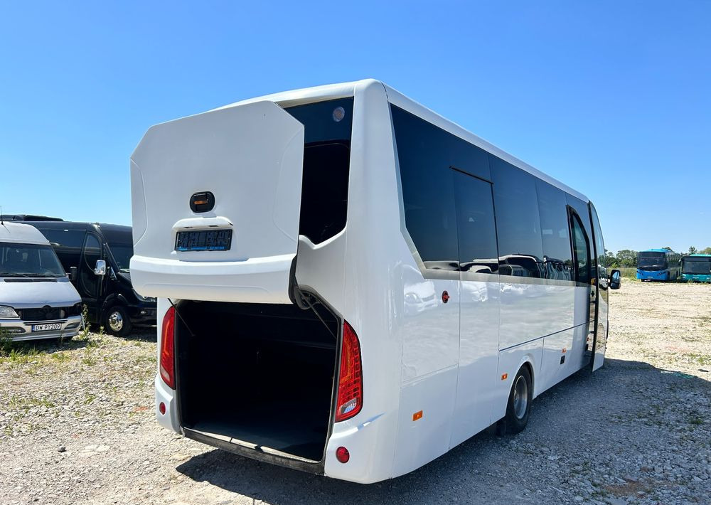Iveco Daily - حافلة صغيرة, ميكروباص: صور 5 Iveco Daily - حافلة صغيرة, ميكروباص: صور 5