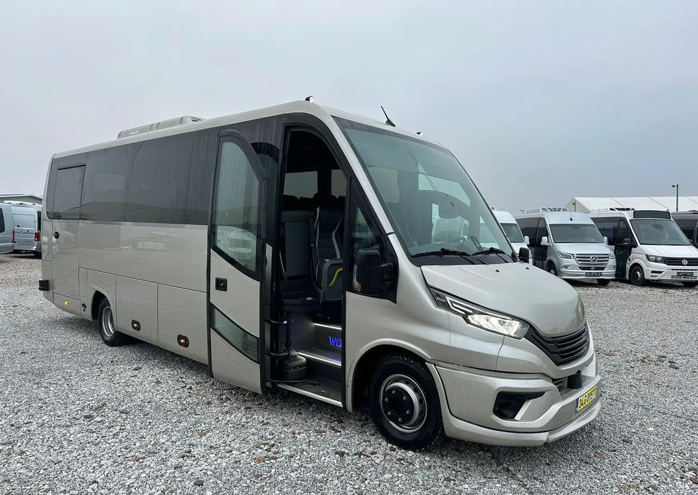 Iveco Daily - حافلة صغيرة, ميكروباص: صور 1 Iveco Daily - حافلة صغيرة, ميكروباص: صور 1