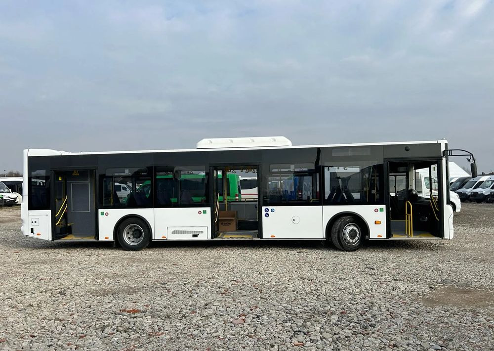 Mercedes-Benz Akia 12 - النقل الحضري: صور 3 Mercedes-Benz Akia 12 - النقل الحضري: صور 3