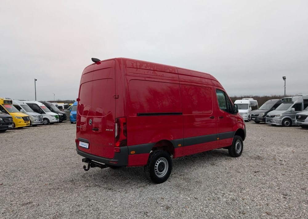 Mercedes-Benz Sprinter 319 - فان: صور 4 Mercedes-Benz Sprinter 319 - فان: صور 4