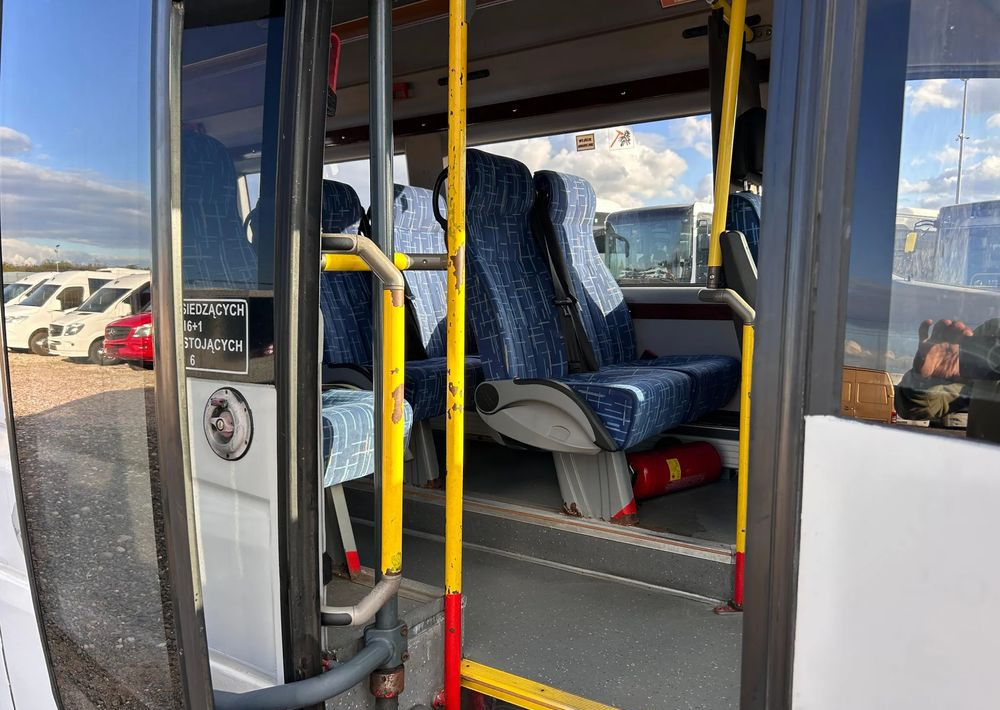 Mercedes-Benz Sprinter 519 CITY إيجار Mercedes-Benz Sprinter 519 CITY: صور 12 Mercedes-Benz Sprinter 519 CITY إيجار Mercedes-Benz Sprinter 519 CITY: صور 12