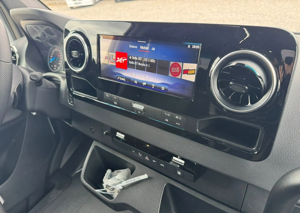 Mercedes-Benz Sprinter إيجار Mercedes-Benz Sprinter: صور 17 Mercedes-Benz Sprinter إيجار Mercedes-Benz Sprinter: صور 17