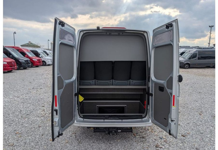 Volkswagen Crafter - حافلة صغيرة, ميكروباص: صور 5 Volkswagen Crafter - حافلة صغيرة, ميكروباص: صور 5