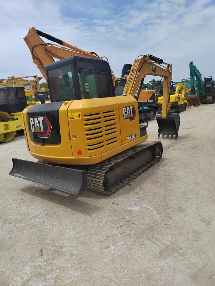 CAT CAT 305.5E2 - حفارة مصغرة: صور 4 CAT CAT 305.5E2 - حفارة مصغرة: صور 4