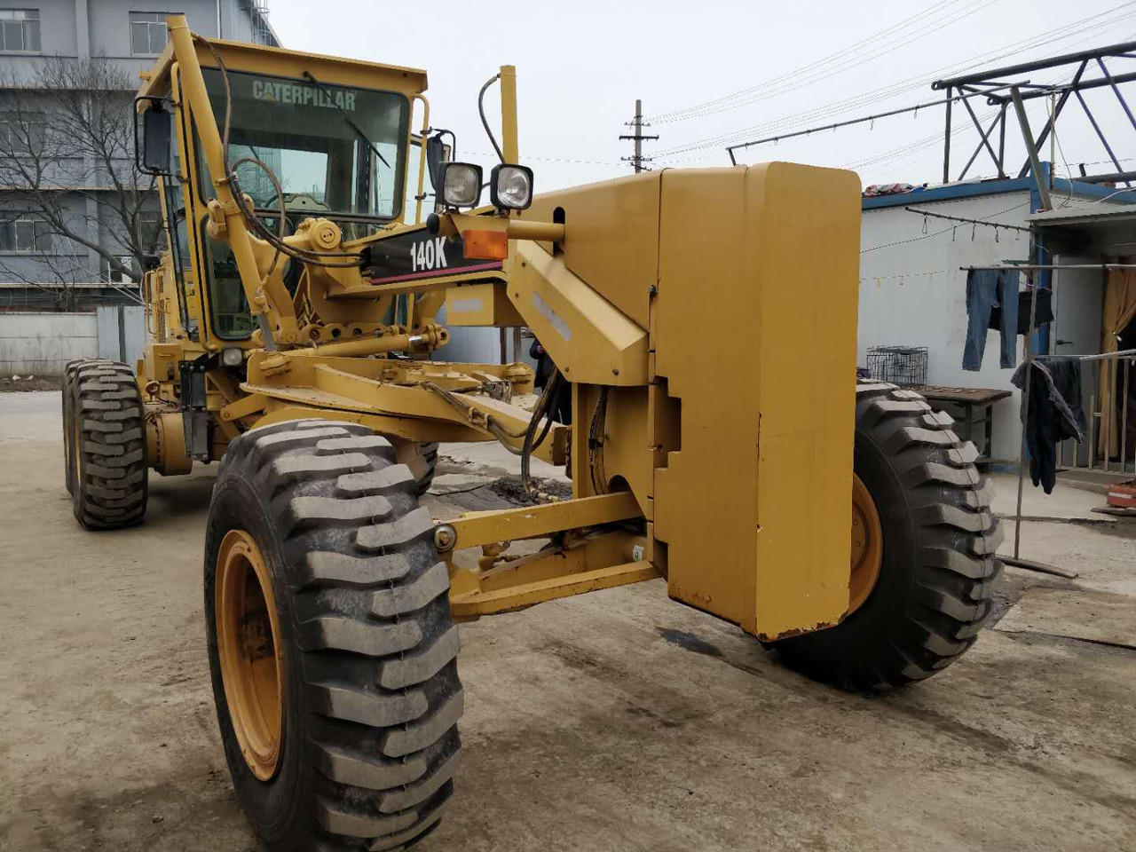 CATERPILLAR 140H - آلة تسوية الأرض: صور 1 CATERPILLAR 140H - آلة تسوية الأرض: صور 1