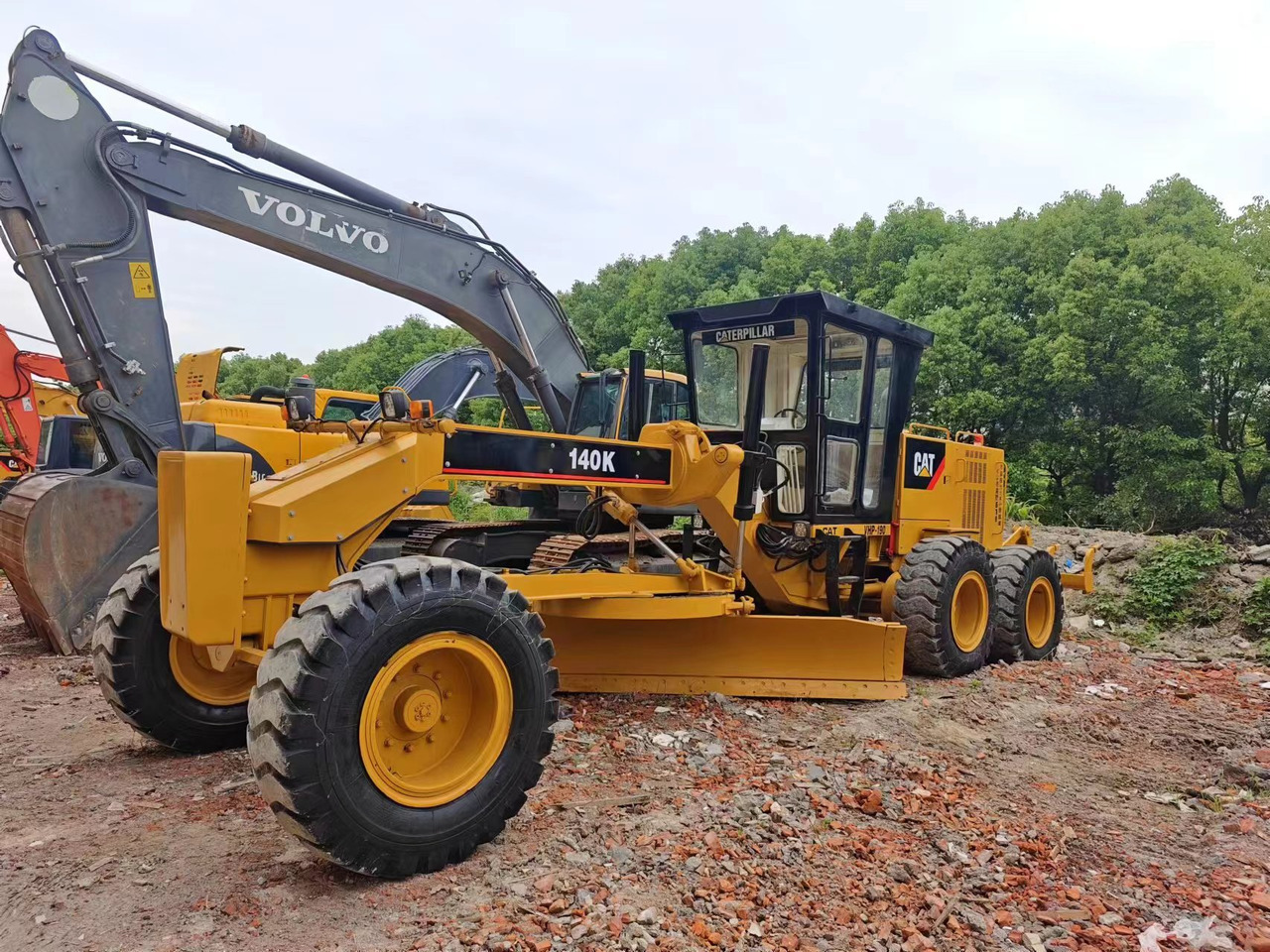 CATERPILLAR 140K - آلة تسوية الأرض: صور 2 CATERPILLAR 140K - آلة تسوية الأرض: صور 2