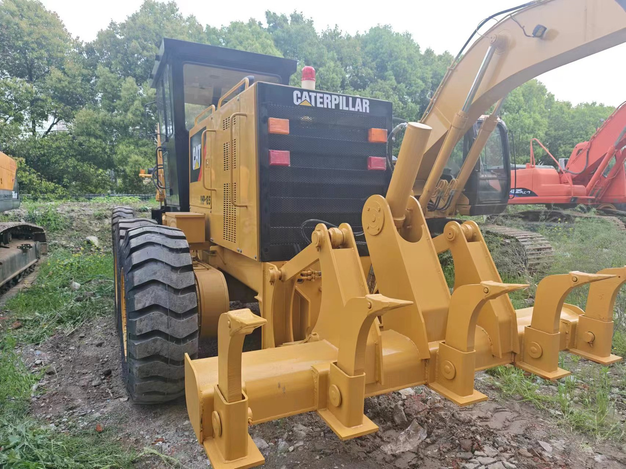 CATERPILLAR 140k - آلة تسوية الأرض: صور 3 CATERPILLAR 140k - آلة تسوية الأرض: صور 3