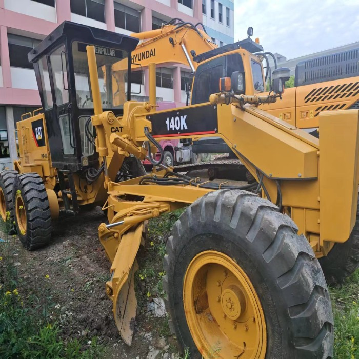 CATERPILLAR 140k - آلة تسوية الأرض: صور 2 CATERPILLAR 140k - آلة تسوية الأرض: صور 2