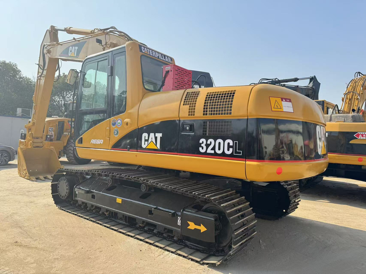 CATERPILLAR 320CL CAT 320 - حفارات زحافة: صور 2 CATERPILLAR 320CL CAT 320 - حفارات زحافة: صور 2
