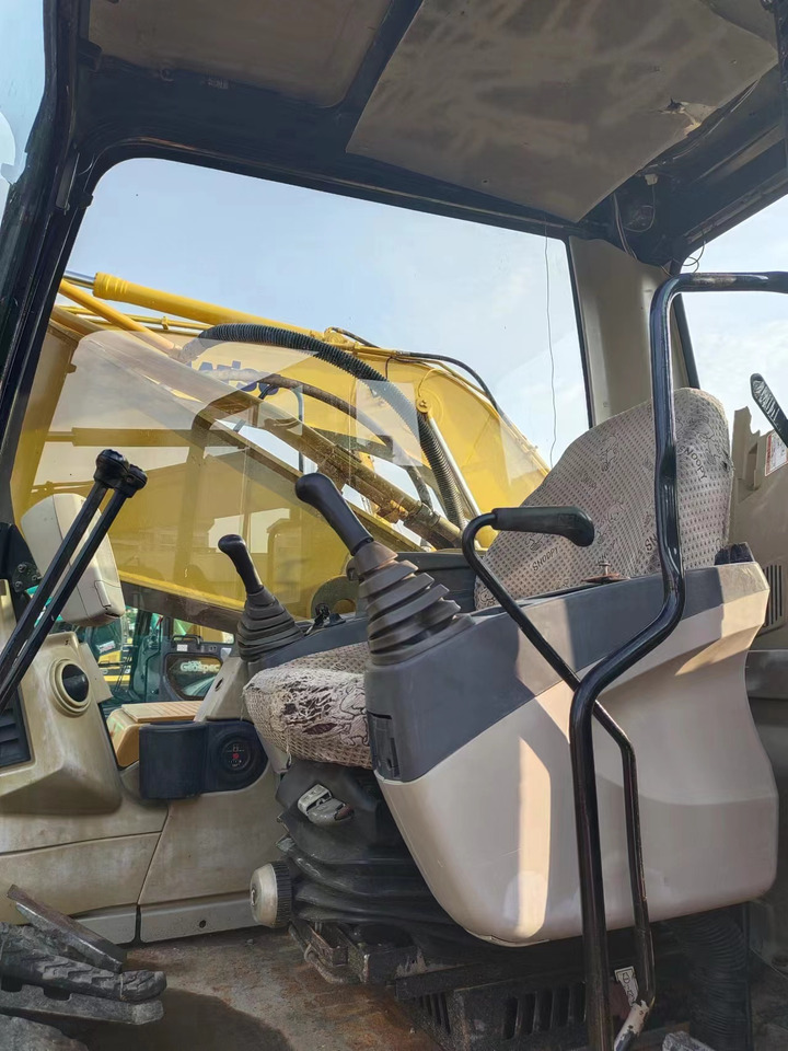 CATERPILLAR 325C - حفارات زحافة: صور 4 CATERPILLAR 325C - حفارات زحافة: صور 4