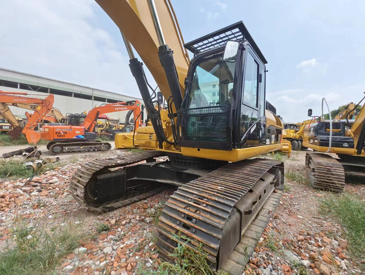 CATERPILLAR 336D2L CAT 336 - حفارات زحافة: صور 3 CATERPILLAR 336D2L CAT 336 - حفارات زحافة: صور 3