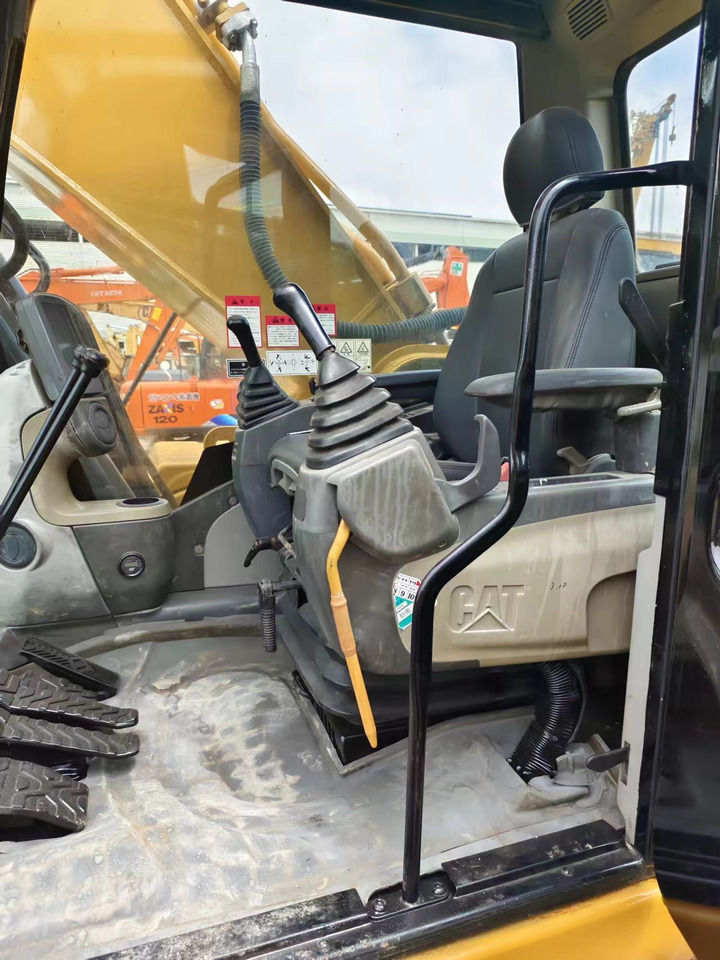 CATERPILLAR 336D2L CAT 336 - حفارات زحافة: صور 4 CATERPILLAR 336D2L CAT 336 - حفارات زحافة: صور 4