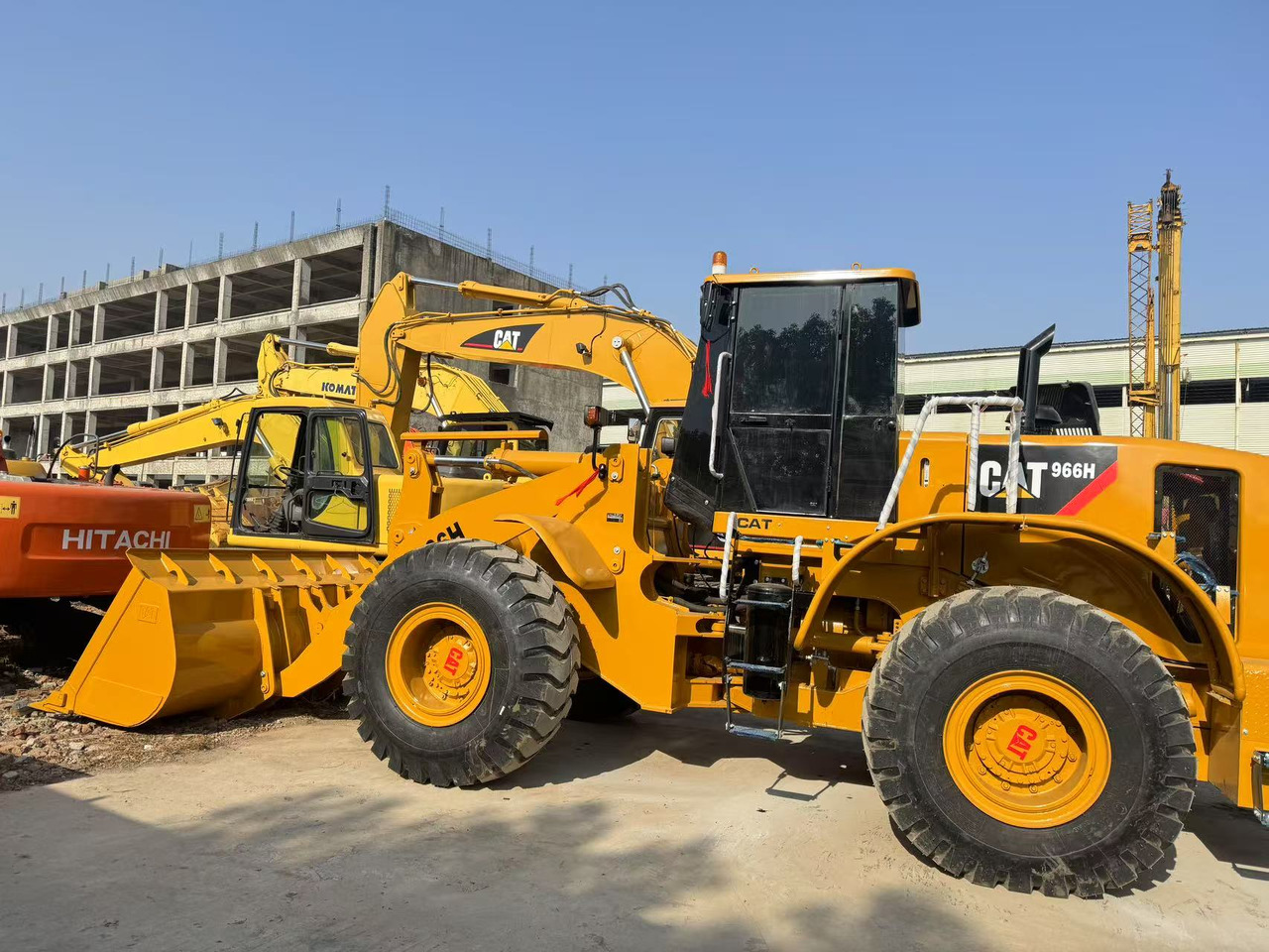 CATERPILLAR 966H - اللودر بعجل: صور 3 CATERPILLAR 966H - اللودر بعجل: صور 3