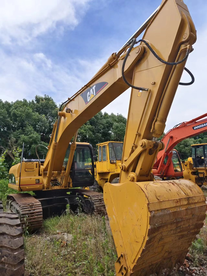 CATERPILLAR CAT 325C - حفارات زحافة: صور 2 CATERPILLAR CAT 325C - حفارات زحافة: صور 2