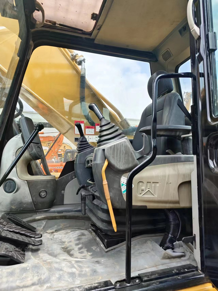 CATERPILLAR CAT 336D2L 336D - حفارات زحافة: صور 4 CATERPILLAR CAT 336D2L 336D - حفارات زحافة: صور 4