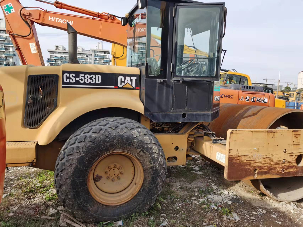 CATERPILLAR CS 583D - مدماج: صور 3 CATERPILLAR CS 583D - مدماج: صور 3