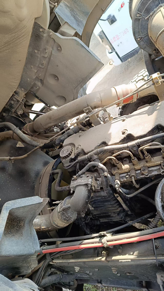 DONGFENG 20000L water truck Sprinkler - شاحنة صهريج: صور 5 DONGFENG 20000L water truck Sprinkler - شاحنة صهريج: صور 5