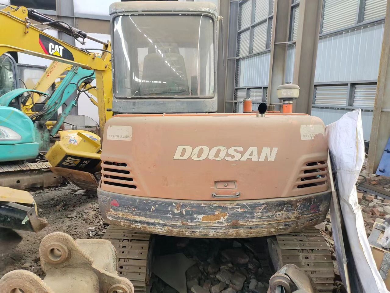 DOOSAN DH55 - حفارة مصغرة: صور 5 DOOSAN DH55 - حفارة مصغرة: صور 5