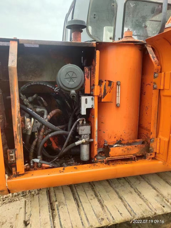 HITACHI EX60-5 - حفارة مصغرة: صور 5 HITACHI EX60-5 - حفارة مصغرة: صور 5