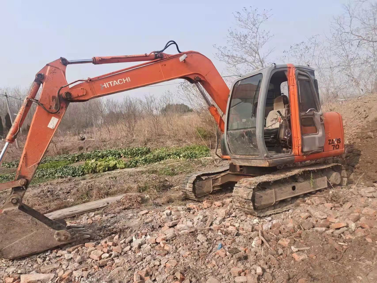 HITACHI ZX70 - حفارة مصغرة: صور 1 HITACHI ZX70 - حفارة مصغرة: صور 1