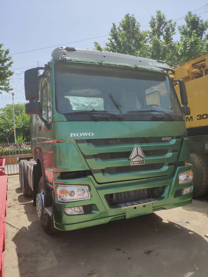 HOWO 420 - شاحنة جرار: صور 1 HOWO 420 - شاحنة جرار: صور 1