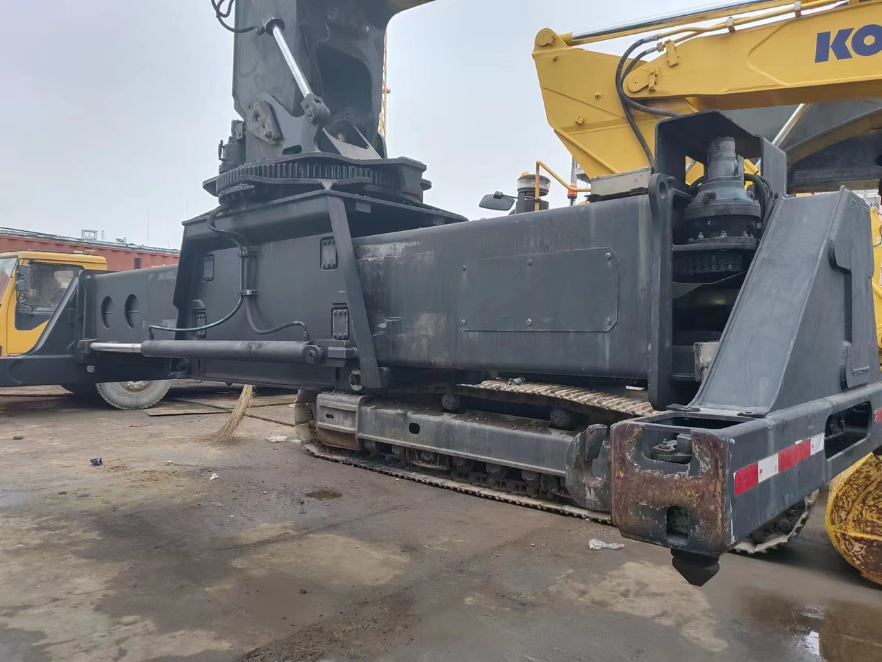 KALMAR DRF450 - رافعات حاويات: صور 5 KALMAR DRF450 - رافعات حاويات: صور 5