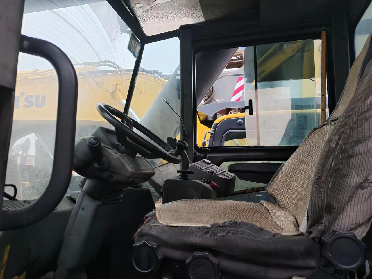 KALMAR DRF450 - رافعات حاويات: صور 4 KALMAR DRF450 - رافعات حاويات: صور 4