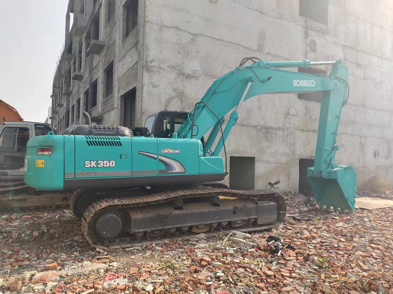 KOBELCO SK350LC-8 - حفارات زحافة: صور 1 KOBELCO SK350LC-8 - حفارات زحافة: صور 1