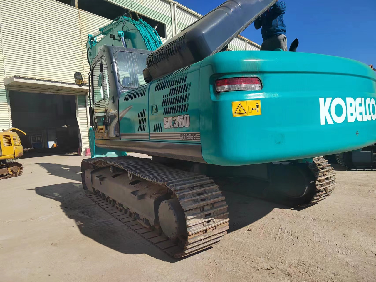 KOBELCO SK350LC-8 - حفارات زحافة: صور 3 KOBELCO SK350LC-8 - حفارات زحافة: صور 3