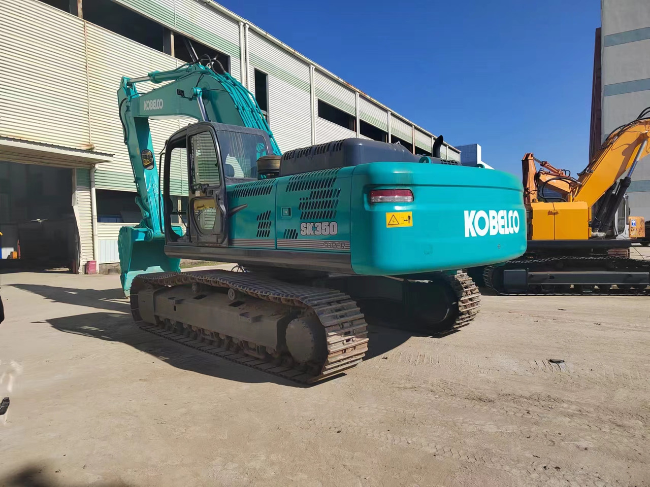 KOBELCO SK350LC-8 - حفارات زحافة: صور 4 KOBELCO SK350LC-8 - حفارات زحافة: صور 4
