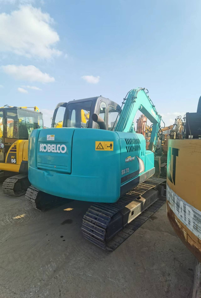 KOBELCO SK75 - حفارة مصغرة: صور 5 KOBELCO SK75 - حفارة مصغرة: صور 5