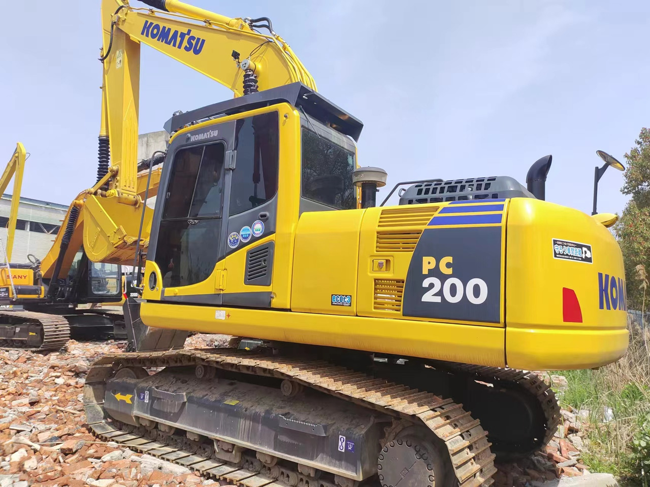 KOMATSU PC200-8 - حفارات زحافة: صور 1 KOMATSU PC200-8 - حفارات زحافة: صور 1